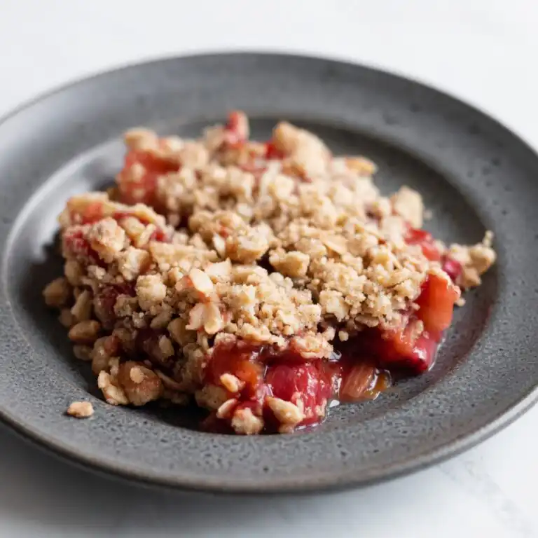 Low FODMAP dessert recipes flat lay with crumble and chia pudding
