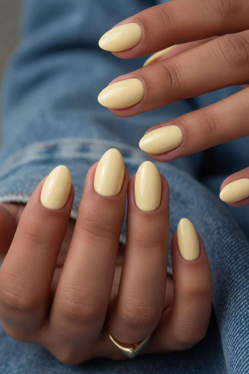Butter Yellow Jelly Nails