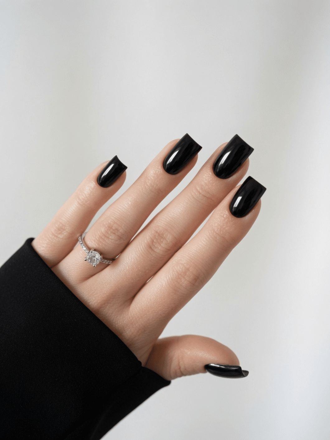black nails short