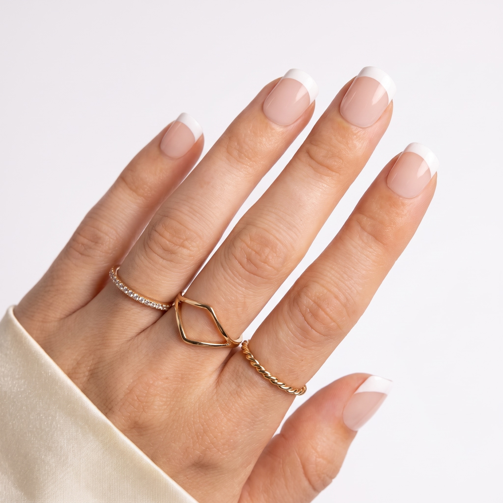 short french tip press on nails 02 classic almond
