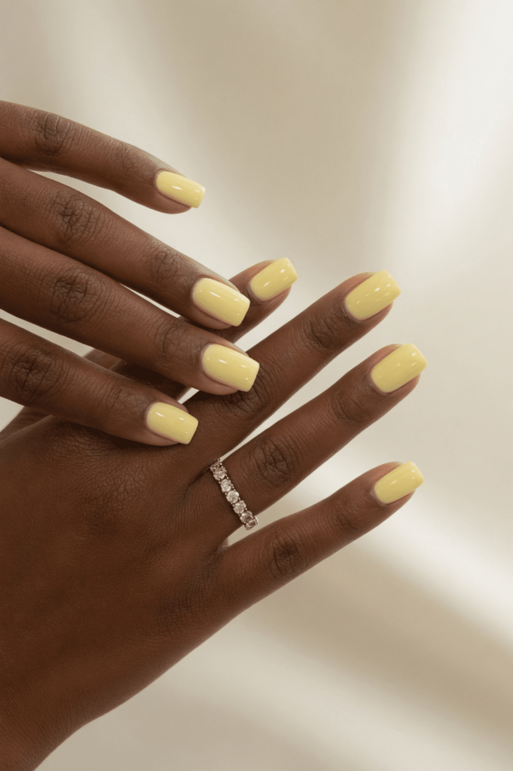 trendy nails square