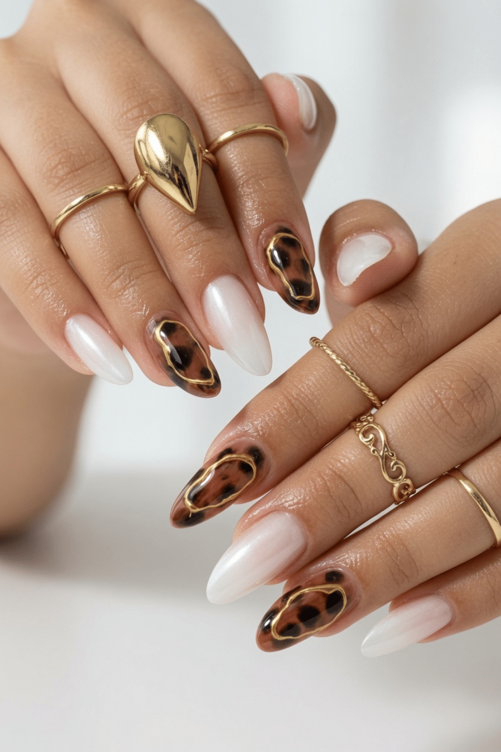 almond nails