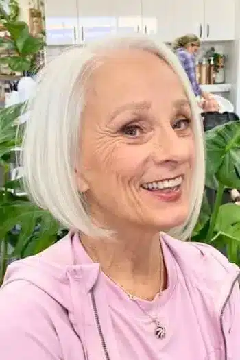 30+ Radiant Short Hairstyles for Women Over 70 With Fine Hair 20 Radiant Face-Framing Bob For Fine Hair hairstyle