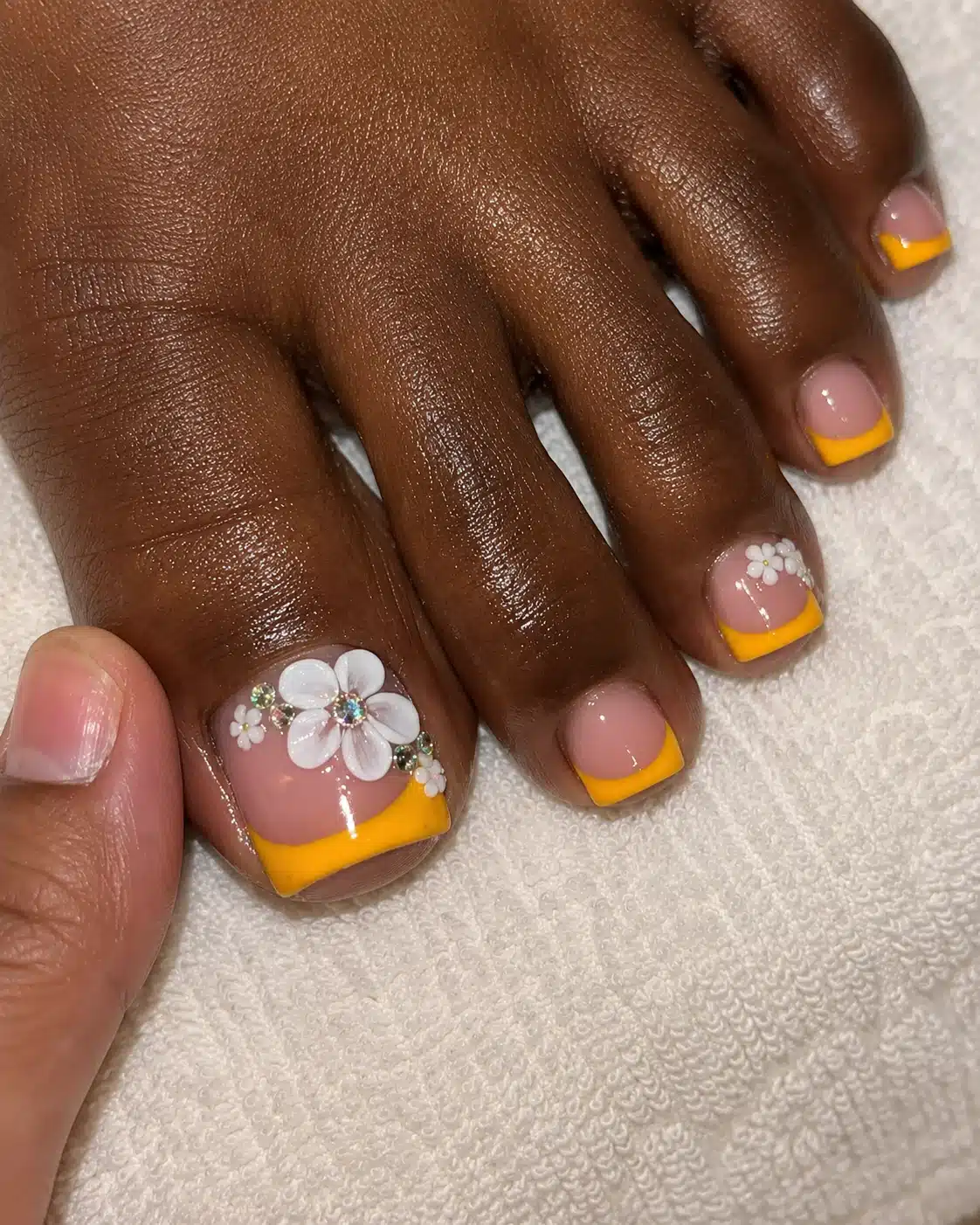 Orange French Tip Toes: Bright Color French Pedicure Ideas 4 Orange and yellow French tip toes
