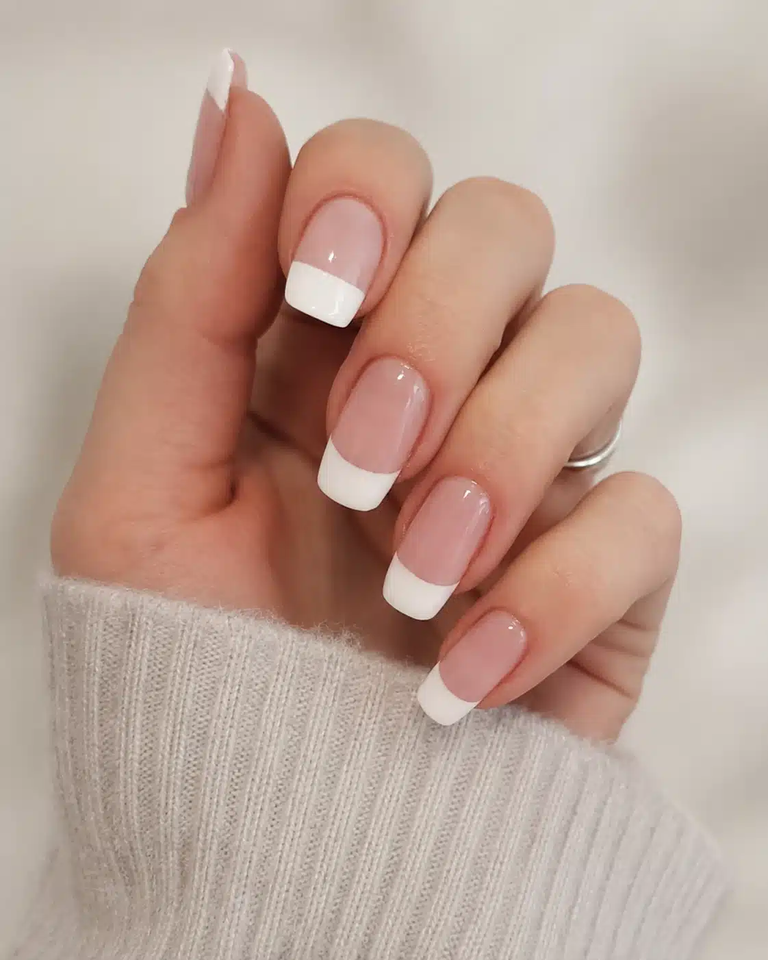 French Tip Nail Tips: Types, Sizing & Application Guide 4 Short square French tip nail tips in a ready-to-wear style