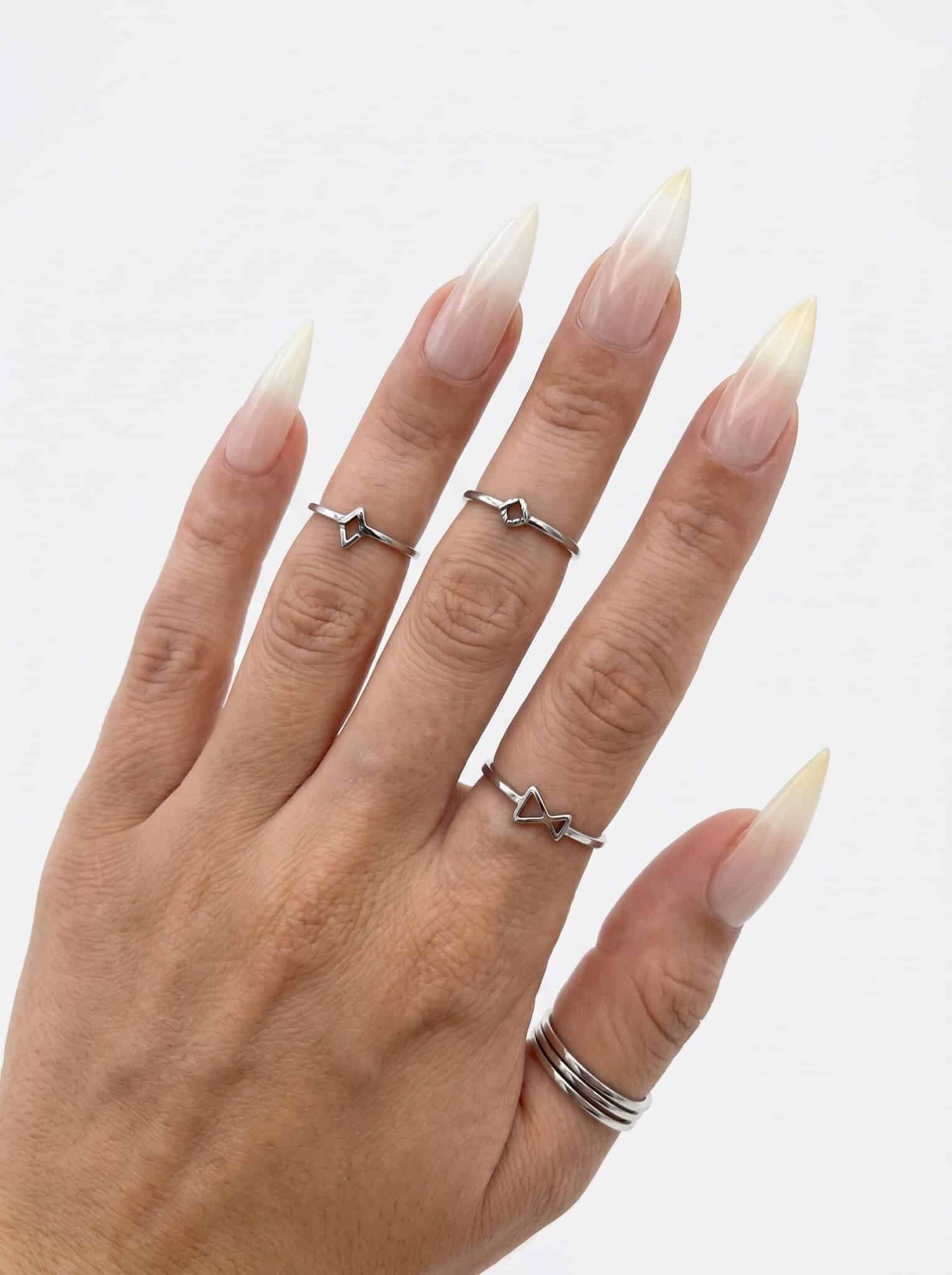 Soft nude glossy press-ons with a realistic natural finish