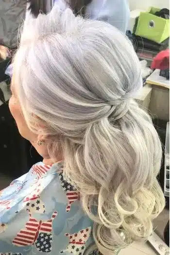 30 modern hairstyles for older women to try in 2026 14 2