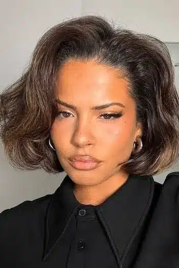 30 Trending Old Money Bob Haircuts With A Quiet Luxury Aesthetic 15 Textured bob with added volume, included in the 30 Trending Old Money Bob Haircuts With A Quiet Luxury Aesthetic - Parisfy.