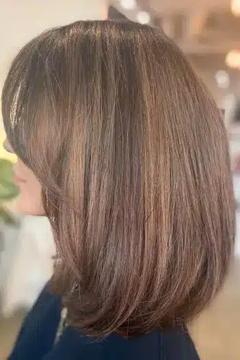 30 Trending Old Money Bob Haircuts With A Quiet Luxury Aesthetic 17 Shoulder-length brunette bob, part of the 30 Trending Old Money Bob Haircuts With A Quiet Luxury Aesthetic - Parisfy.