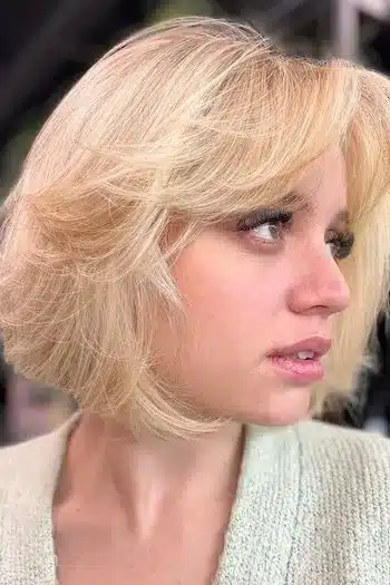 30 Trending Old Money Bob Haircuts With A Quiet Luxury Aesthetic 23 Chic chin-length bob, included in the 30 Trending Old Money Bob Haircuts With A Quiet Luxury Aesthetic - Parisfy.