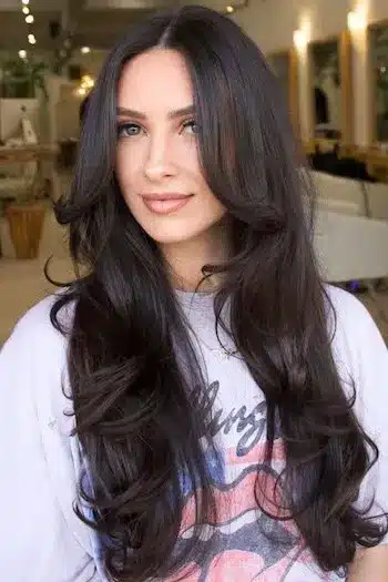 31 Butterfly Haircut Ideas For The Perfect Layered Hairstyle 17 Long layered butterfly hairstyle with dramatic sweep and bold movement