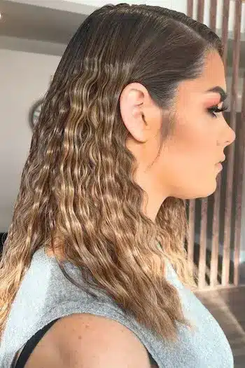 32 Fresh Summer Haircuts You’ll Want To Try This Season 17 Wet-look crimped waves with a glossy, edgy finish