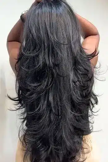 32 Fresh Summer Haircuts You’ll Want To Try This Season 21 Long butterfly haircut with face-framing layers