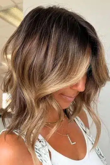 32 Fresh Summer Haircuts You’ll Want To Try This Season 32 Long tousled bob with piece-y, textured layers