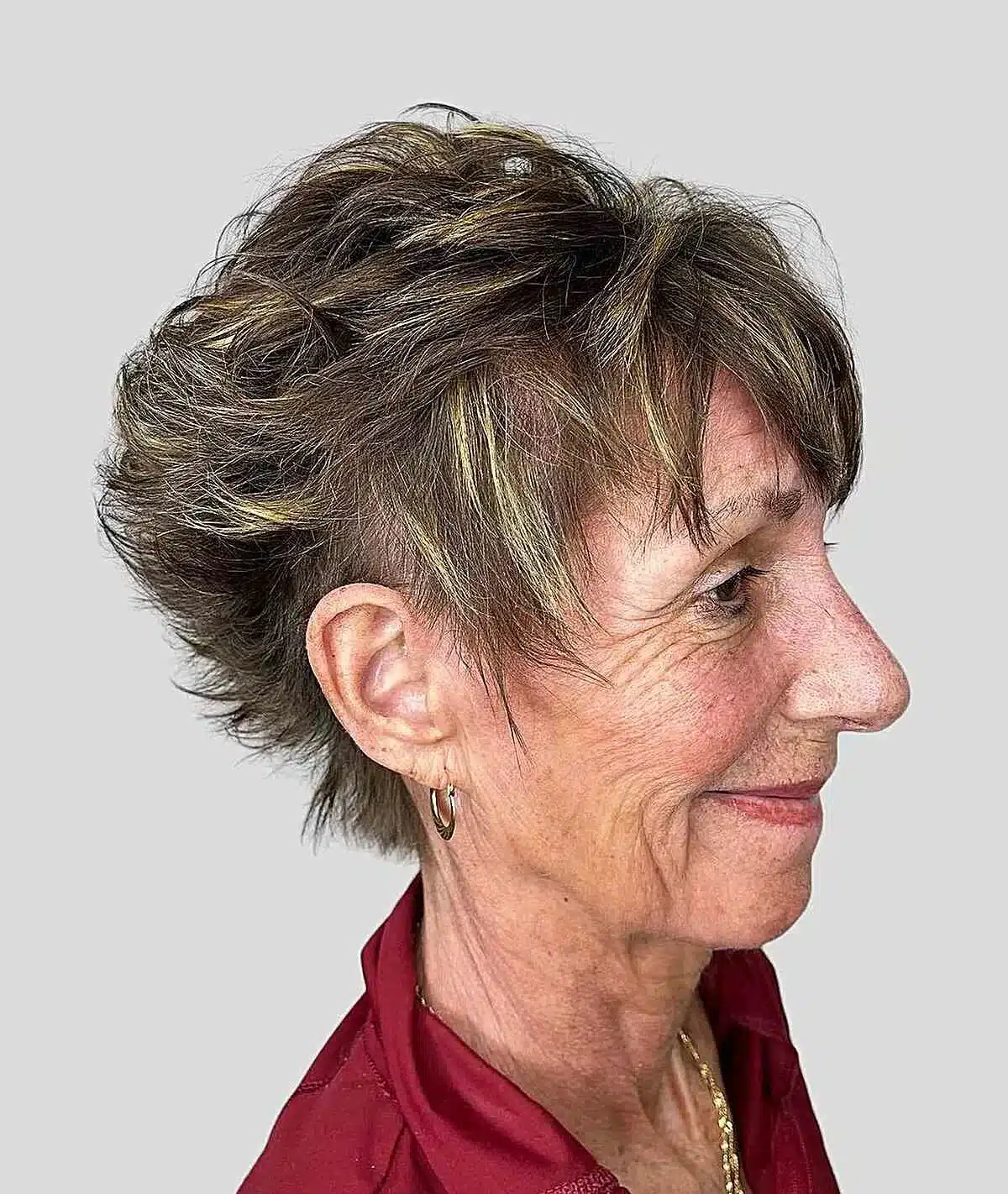 51 Cutest Wash and Wear Haircuts for Women Over 50 24 Wash and Wear Messy Pixie with Partial Highlights for Mature Ladies Over 50