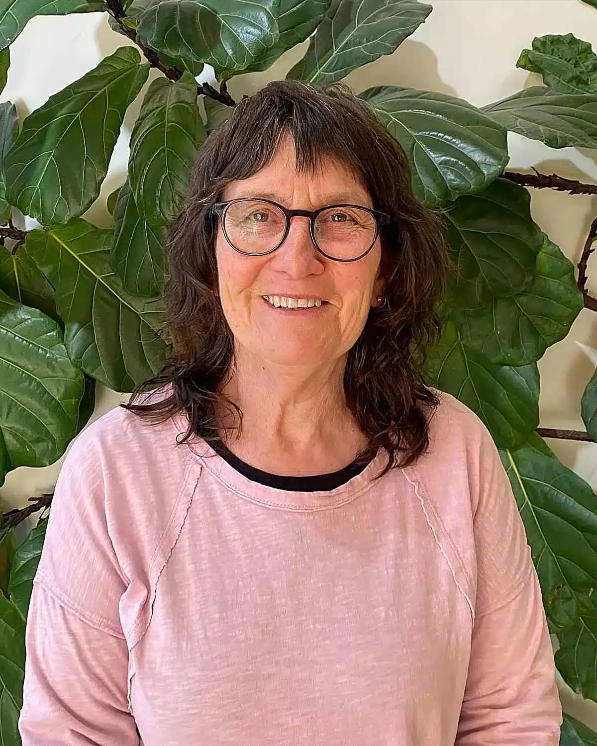 51 Modern Medium Shaggy Hairstyles Women Over 60 Can Pull Off 32 Mid-length textured layered shag with short fringe for older women over 60 from 51 Modern Medium Shaggy Hairstyles Women Over 60 Can Pull Off
