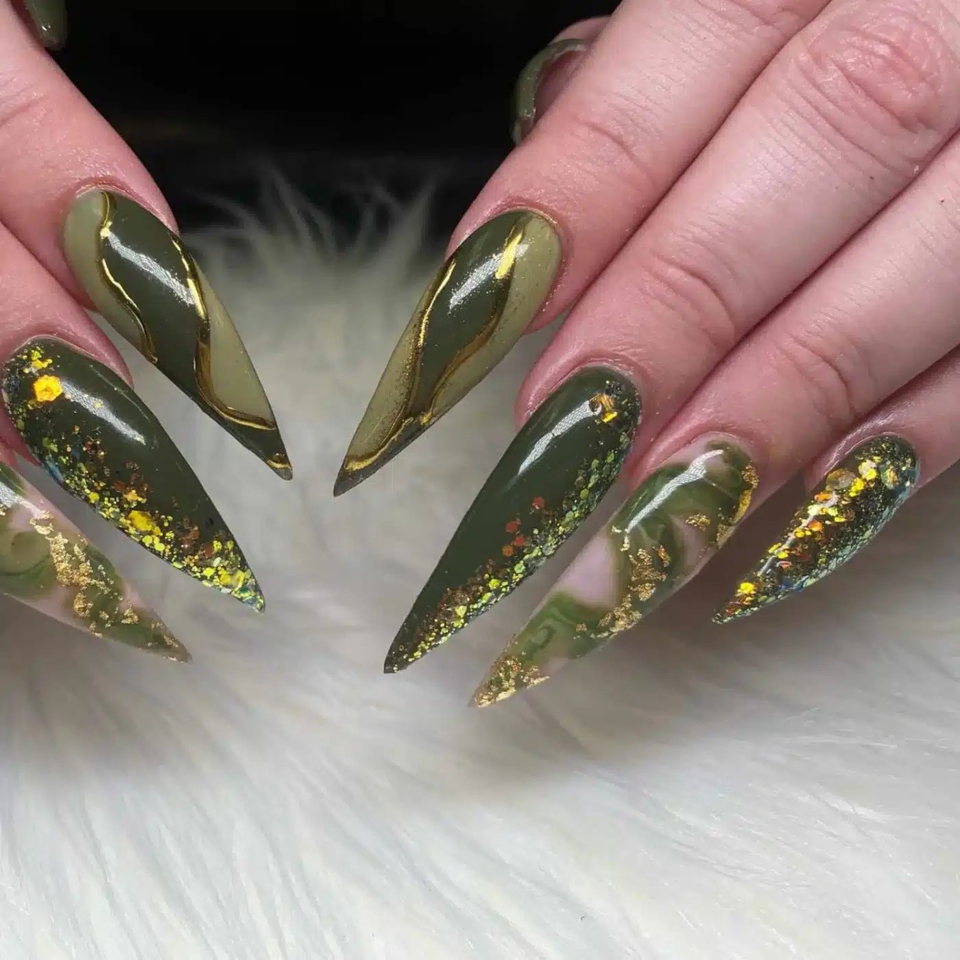 18 Olive Green Nail Ideas for an Unexpected Spring Manicure 13 Olive green nails with delicate gold accents